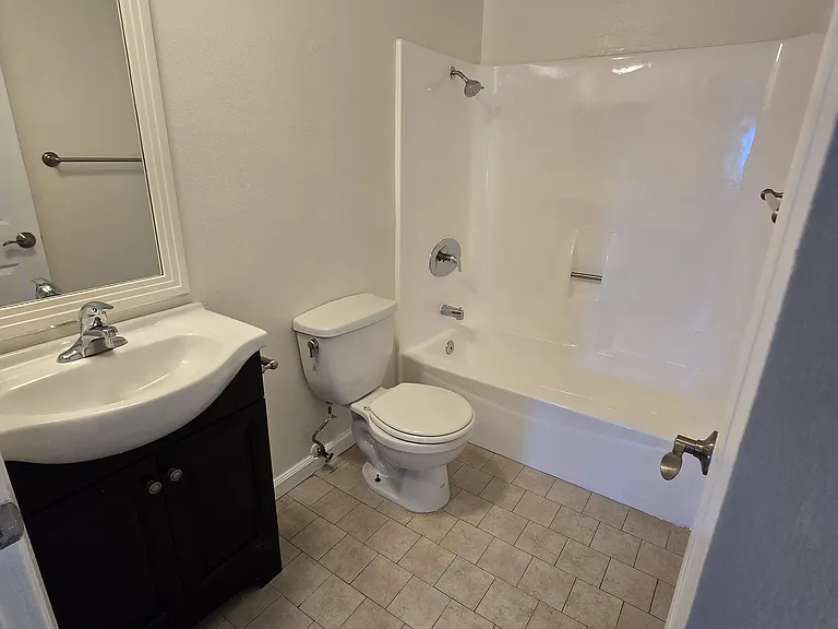 10243 Samoa Ave #201 — Photo 6