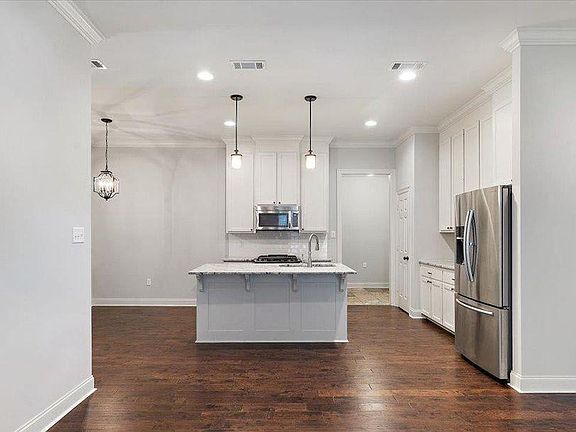 Living and Kitchen area