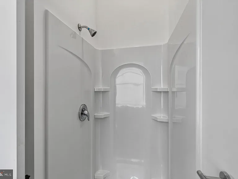 123 S Main St #10 — Photo 10