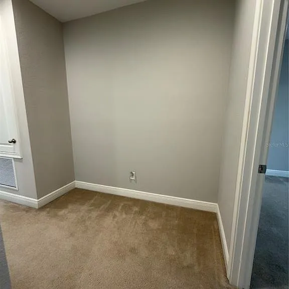15537 Honeybell Dr — Photo 11