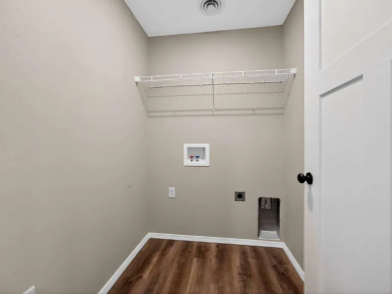 152 Ruby Ln — Photo 32