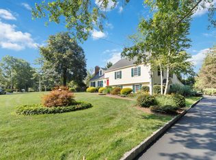 55 May Dr, Chatham, NJ