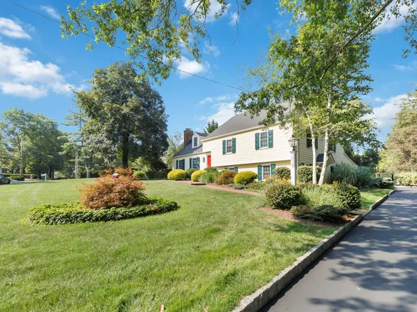 55 May Dr, Chatham, NJ 07928