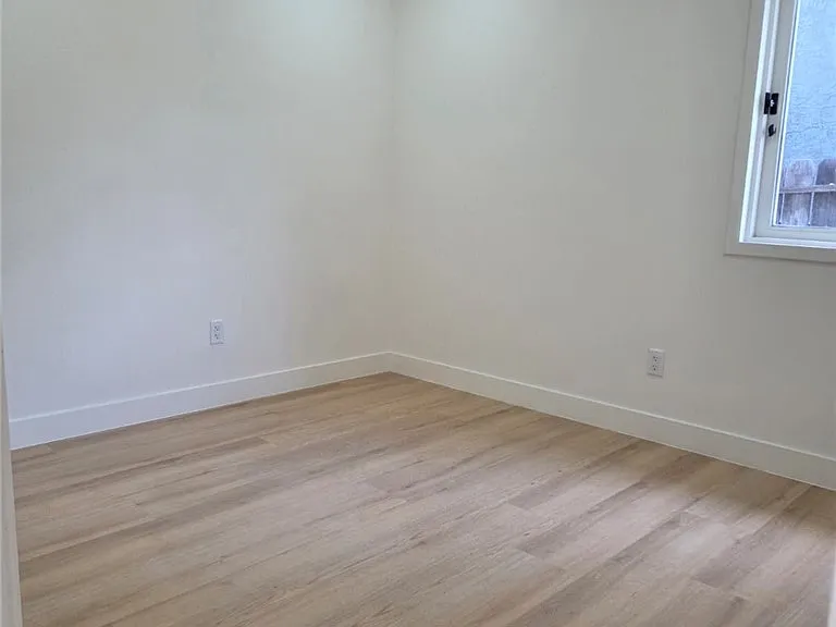 227 N Avenue 60 — Photo 18