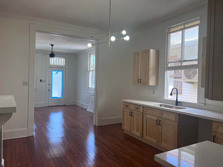 3223 Iberville St — Photo 4