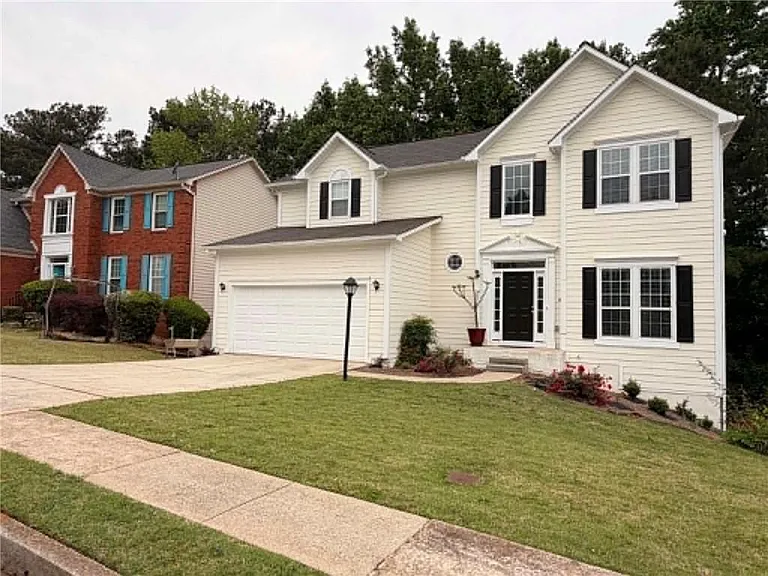 2845 White Blossom Ln — Photo 2