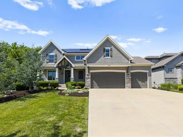 9106 W 165th Ter, Overland Park, KS 66085