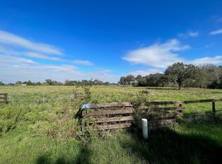 47130 Qualls Rd, Hempstead, TX 77445