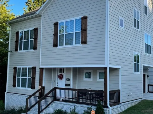 925 W Eagle St, Fayetteville, AR 72701