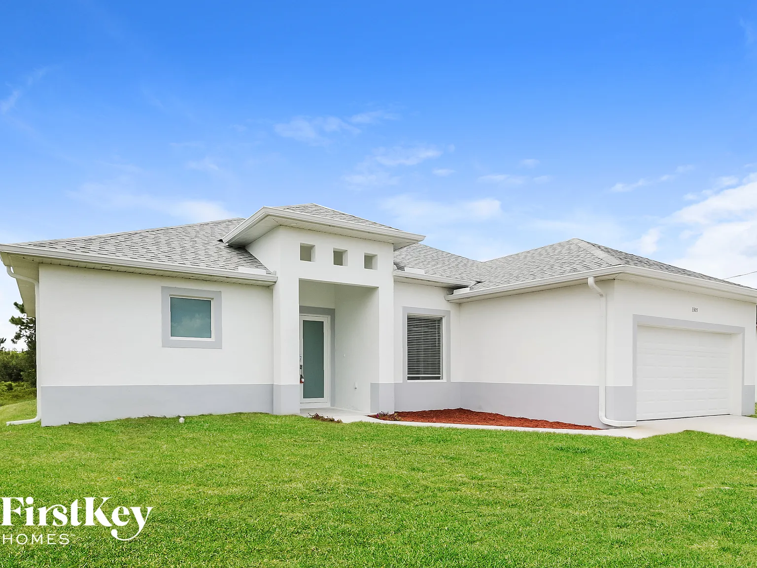 3 bed, 2.5 bath, 1643 sqft, $2,535 — Photo 2
