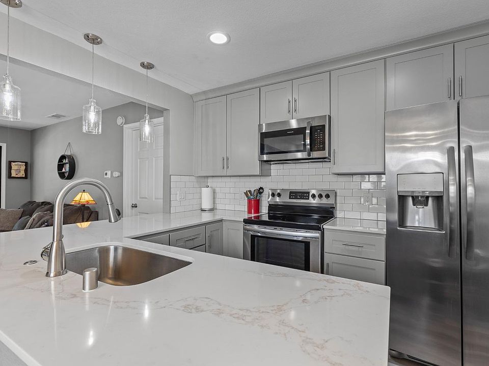 1st image of 700 Del Verde Cir Unit 8