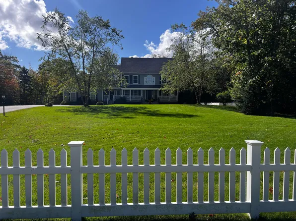 104 Maddocks Avenue, Ellsworth, ME 04605