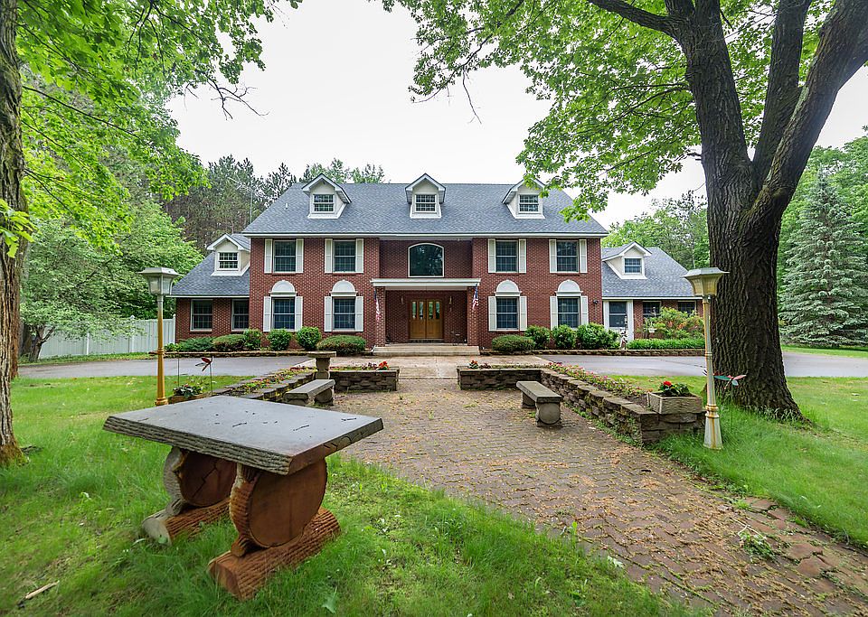 1st image of 743 Chadwood Ln SW