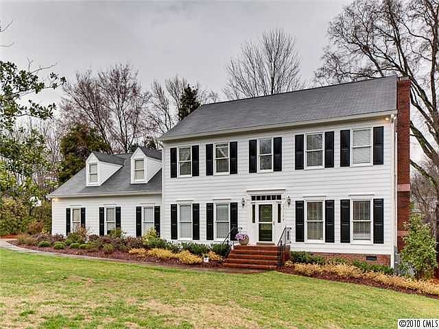 1st image of 2716 Winding Oak Dr
