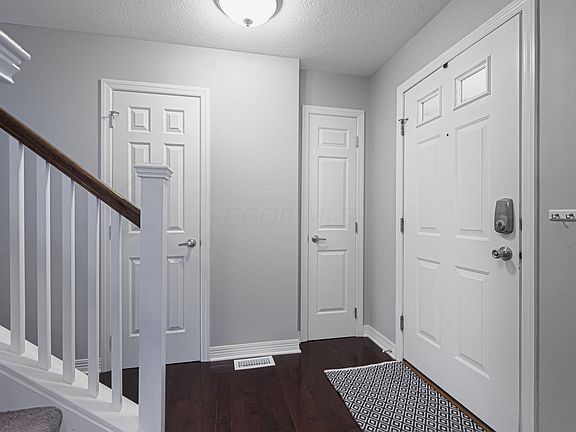 5th image of 7956 Headwater Dr