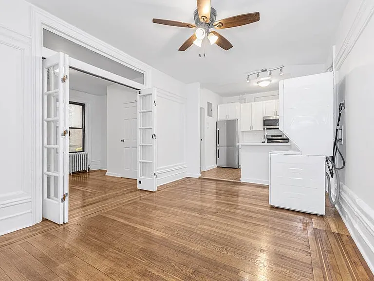 715 W 180th St #1 — Photo 3