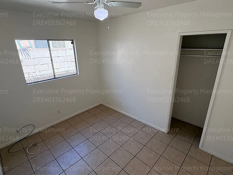 820 Moore St — Photo 26