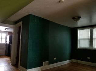 2229 W Oakdale Ave #2, Chicago, IL 60618