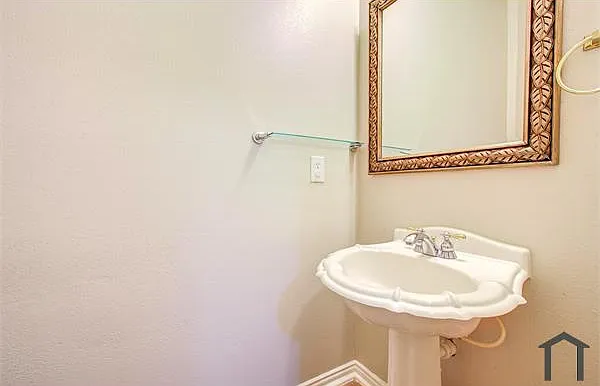 6607 Boxwood Brg #1 — Photo 13