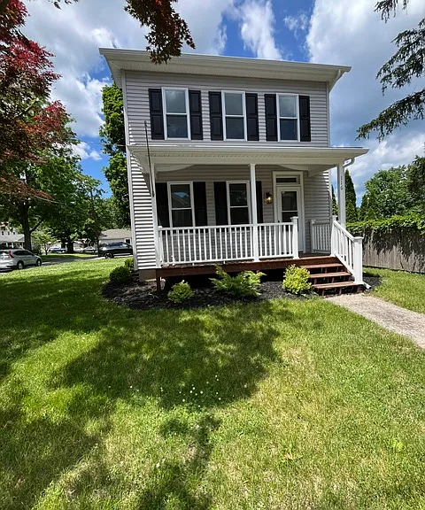 116 Main St — Photo 1