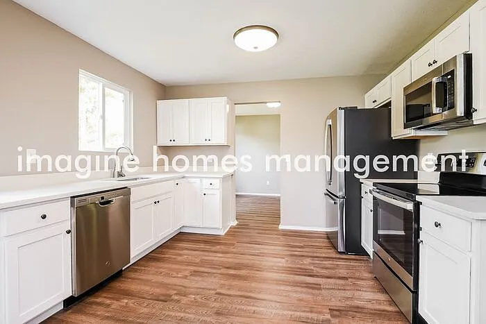 6602 Forest Glen Ave — Photo 6