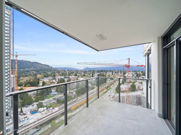 602 Como Lake Ave #2101, Coquitlam, BC V3J 0G2