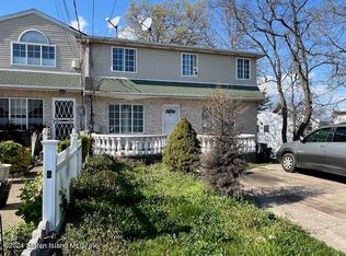 315 Narrows Rd N, Staten Island, NY 10305
