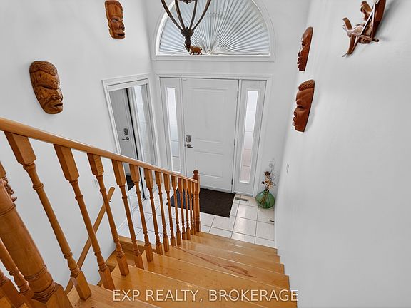 4th image of 3079 Washburn Rd