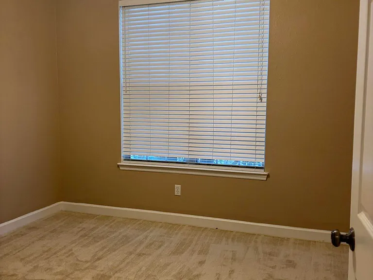 3722 Longfellow Rd — Photo 26