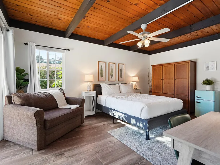 1187 Milligan Dr — Photo 2