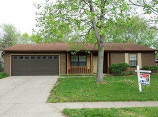 8120 Clayburn Dr, Indianapolis, IN 46268