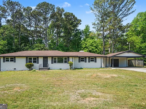 1563 Rockbridge Rd, Stone Mountain, GA 30087