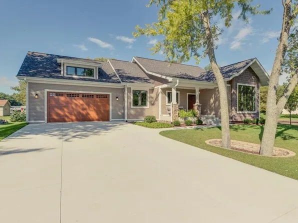 8026 107th AVENUE, Pleasant Prairie, WI 53158