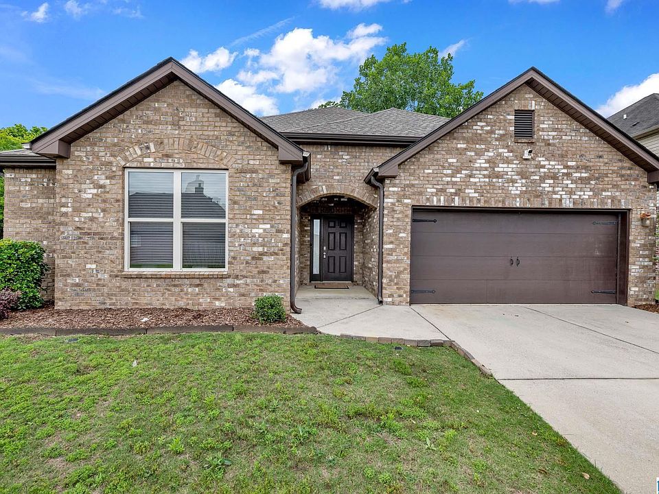 1st image of 208 Creekside Ct