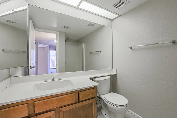1905 E University Dr #215 — Photo 27