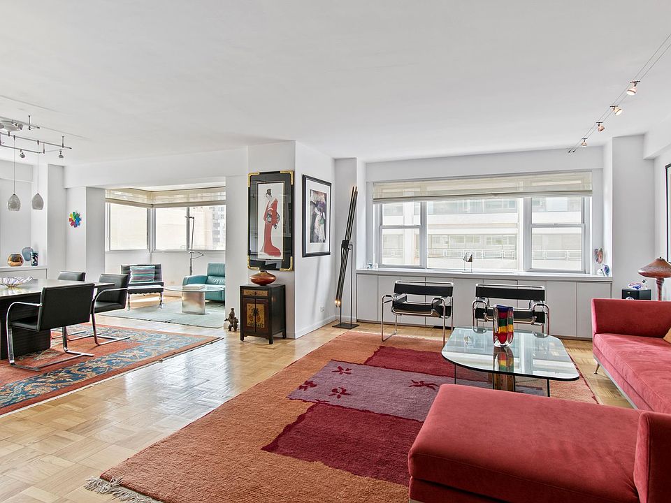 1st image of 150 E 69th St #10B