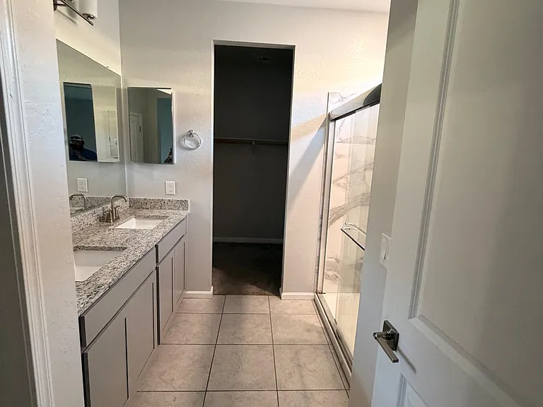 24537 W Mohave St — Photo 10