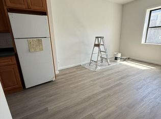 78 Bay 22nd St #1F, Brooklyn, NY 11214