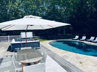 28 Turtle Pond Rd, Southampton, NY 11968