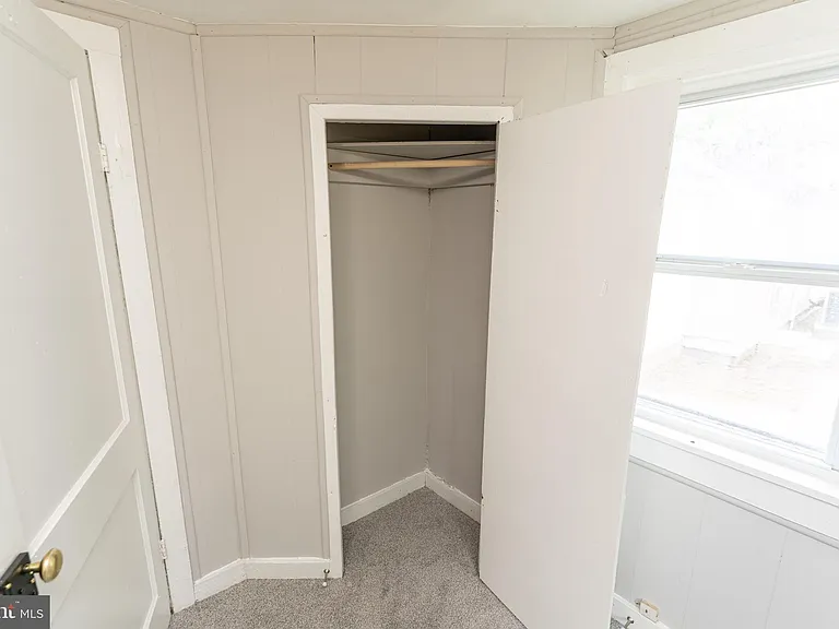 115 Davis Ln — Photo 16