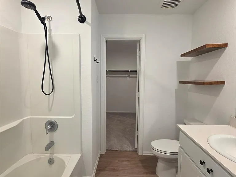 314 Riverwood Village Ln — Photo 15