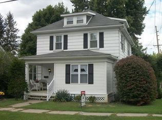 300 W Vincent St, Ligonier, PA 15658