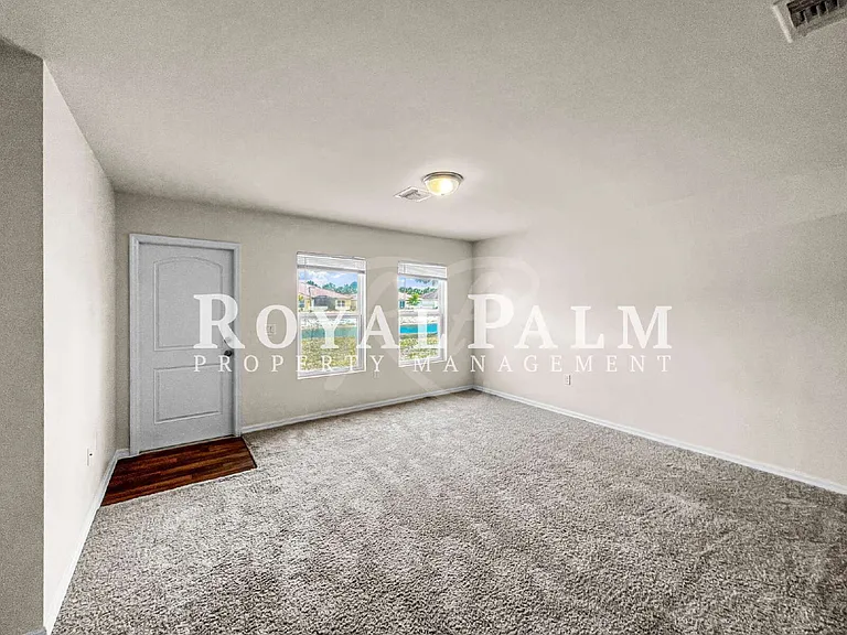 18321 Gibraltar Ln — Photo 6