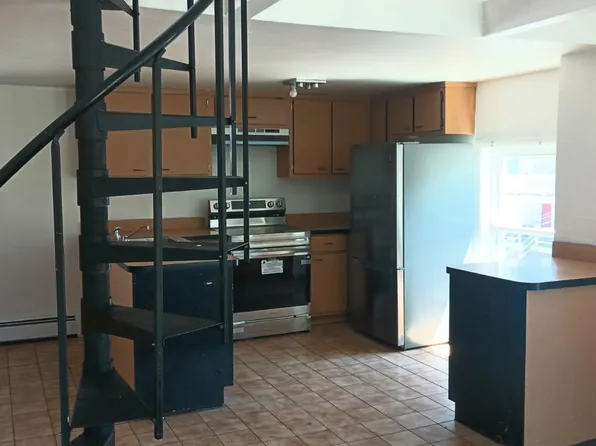 172 Ten Broeck Ave #3, Kingston, NY 12401