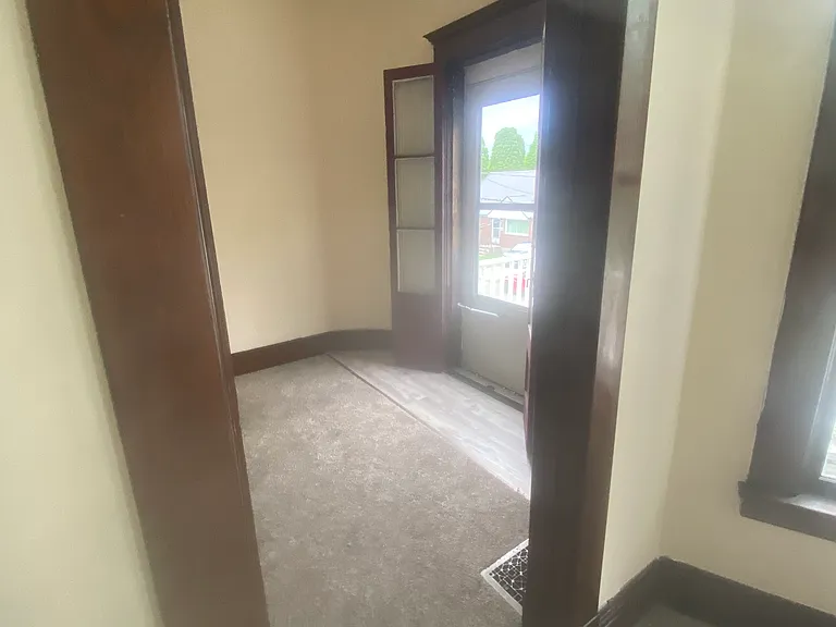 38 Leamington Pl — Photo 9