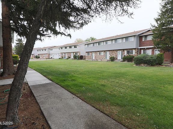 5th image of 22 Smithridge Park