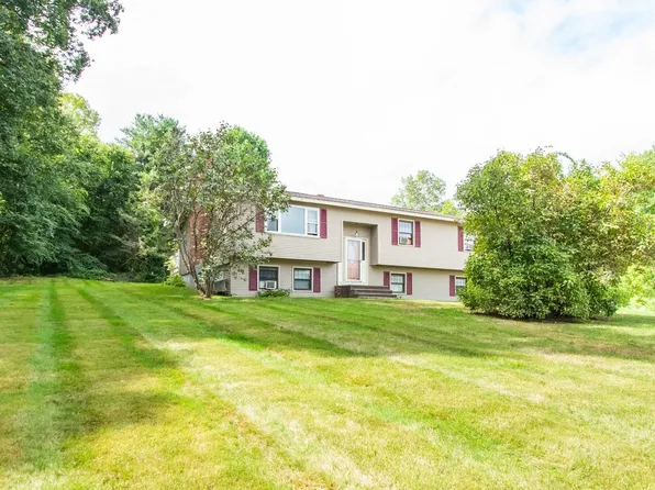 9 Devonshire Road, Atkinson, NH 03811