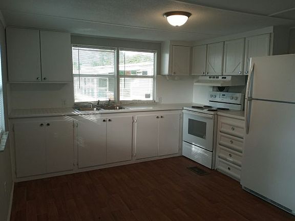 2nd image of 2850 New Tampa Hwy #108