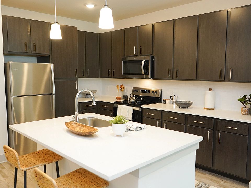 1st image of 3511 Gulf Breeze Pkwy #4100
