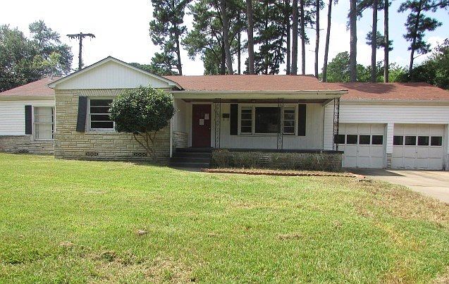 1st image of 1301 Hughey Dr